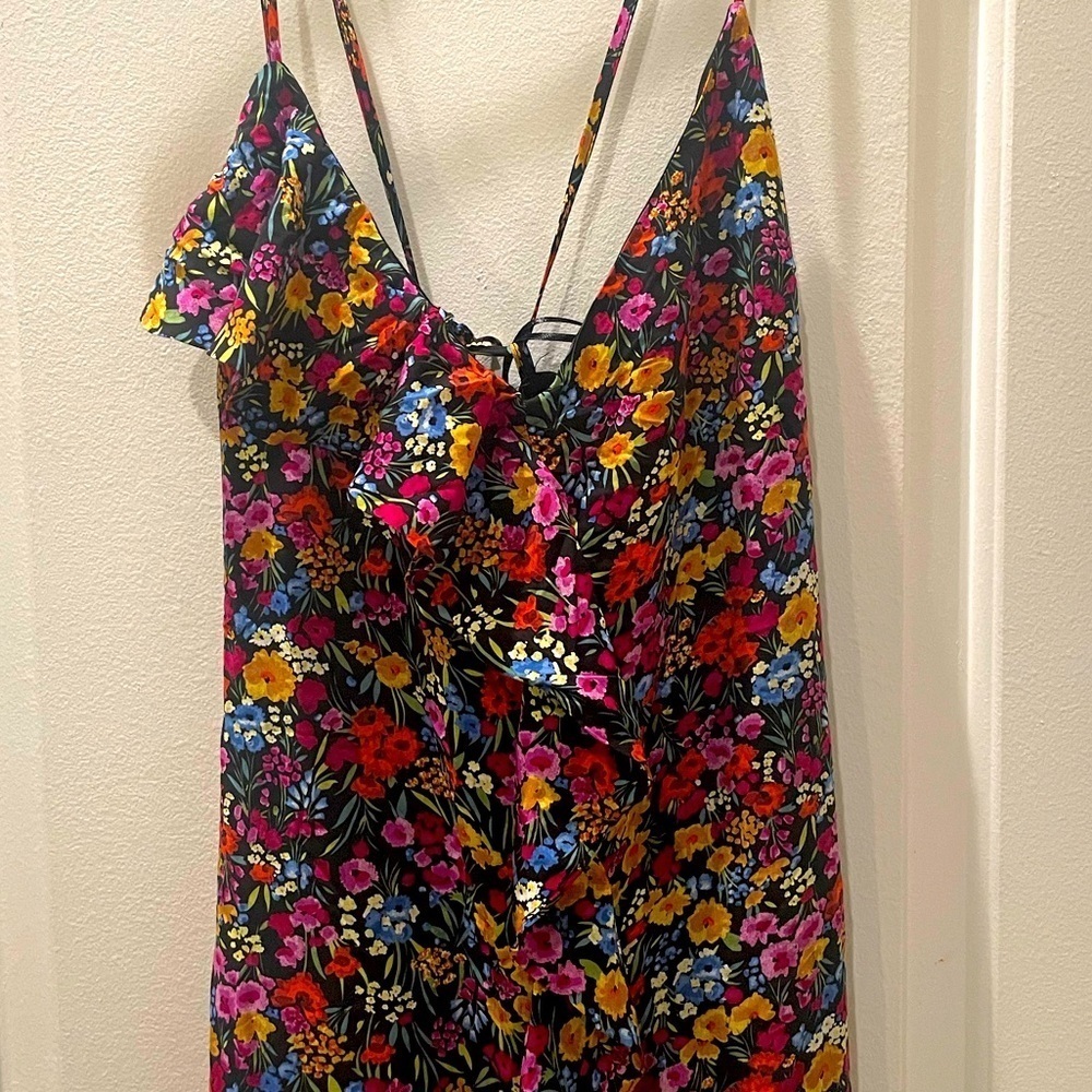 NEW…LOST + WANDER FLORA GARDEN MAXI DRESS - Picture 4 of 6